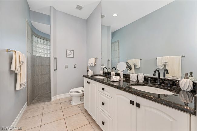 Guest Bath | Image 14