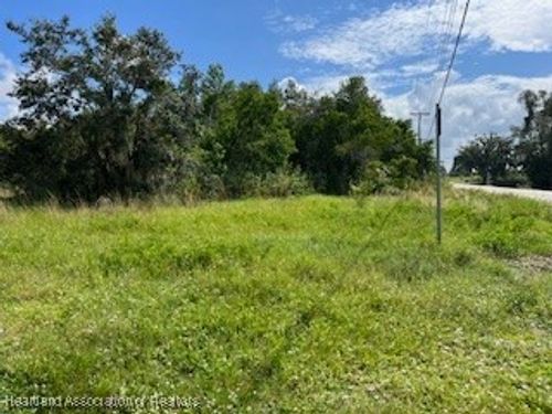 715 S Young Ave, Avon Park, FL, 33825 | Card Image