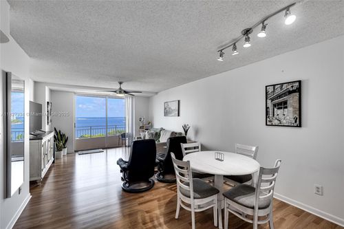 apt-1210-770 Claughton Island Dr, Miami, FL, 33131-2628 | Card Image