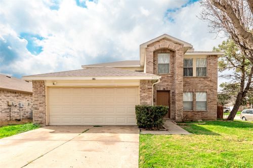 7900 Canoe Ridge Ln, Denton, TX, 76210-0849 | Card Image