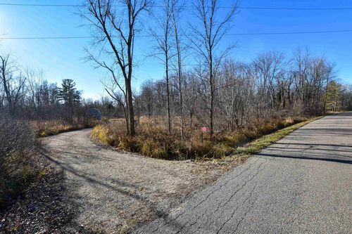 W3925 Chicago Road, LEON, WI, 54970 | Card Image