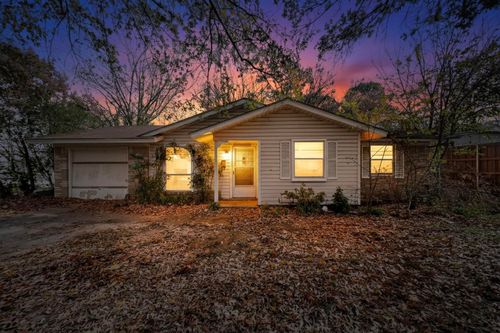 1214 Glenn Dr, Euless, TX, 76039-2618 | Card Image