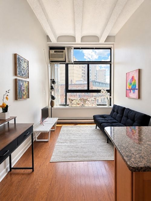 418-12 Stoneholm St, Boston, MA, 02115-2914 | Card Image