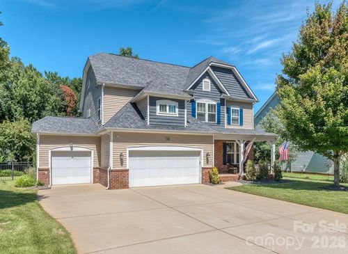 126 Misty Woods Dr, Lake Wylie, SC, 29710-8122 | Card Image