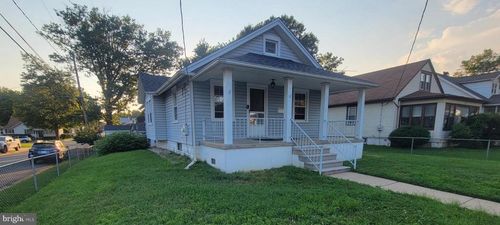 12 Adelphia Ave, WILMINGTON, DE, 19804-3325 | Card Image