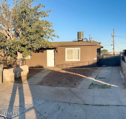 712 Dolan St, El Paso, TX, 79905-5027 | Card Image