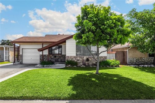 7446 Serapis Ave, Pico Rivera, CA, 90660-4152 | Card Image