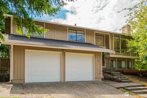 529 Sw 324th St, Federal Way, WA, 98023-5635 | Card Image