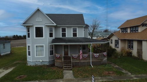 401 Saint Charles St, Beaverville, IL, 60912-2205 | Card Image