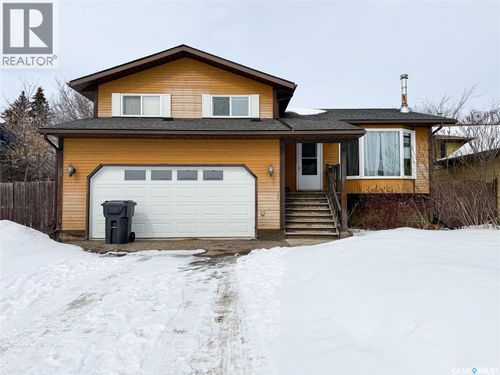 503 6th Ave W, Meadow Lake, SK, S9X1B9 | Card Image