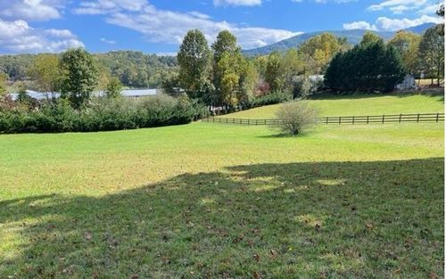 105 Meadow Brooke Ln, Young Harris, GA, 30582 | Card Image