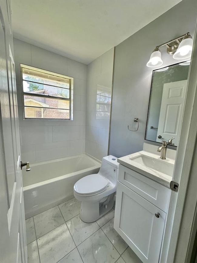802 E Terrell Ave, House other with 3 bedrooms, 2 bathrooms and null parking in Crockett TX | Image 27