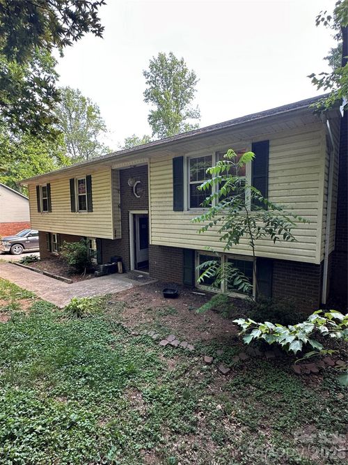 306 New Orleans Blvd, Morganton, NC, 28655-2776 | Card Image