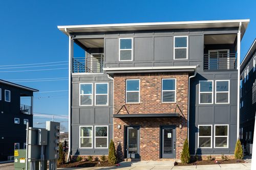 8-102 Duke St, Nashville, TN, 37207-4532 | Card Image