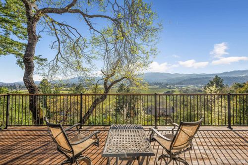 121 Knoll Pl, Saint Helena, CA, 94574-9781 | Card Image