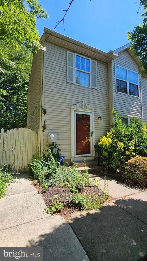 1 Gaudet Ct, MANTUA, NJ, 08051-1178 | Card Image