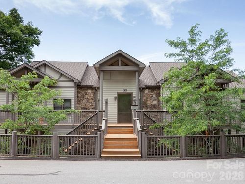 b-30 Club Villa Ct, Burnsville, NC, 28714-1859 | Card Image