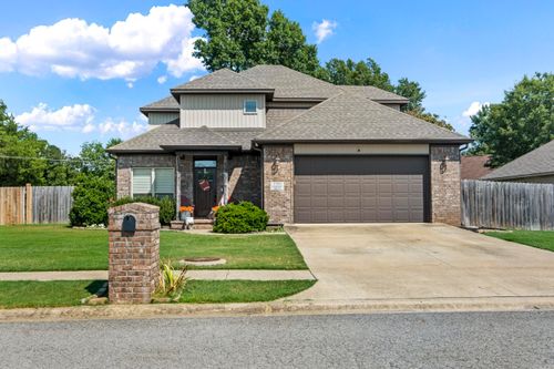 1701 Pioneer Dr, Cabot, AR, 72023-7634 | Card Image