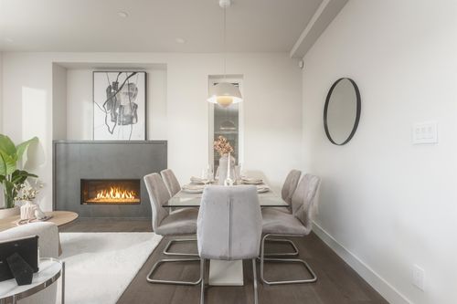 1-638 E 46th Ave, Vancouver, BC, V5W2A3 | Card Image