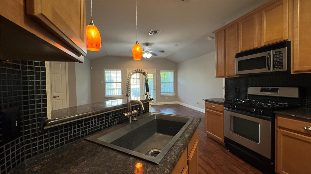 Residential Lease in Austin 4
