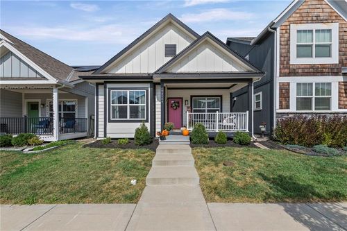 23504 11th Ter, Independence, MO, 64056-4214 | Card Image
