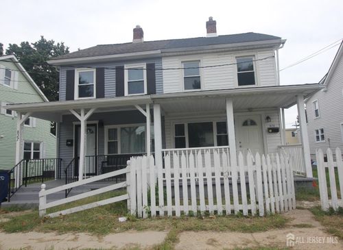 825 W 2nd St, Florence, NJ, 08518-1105 | Card Image