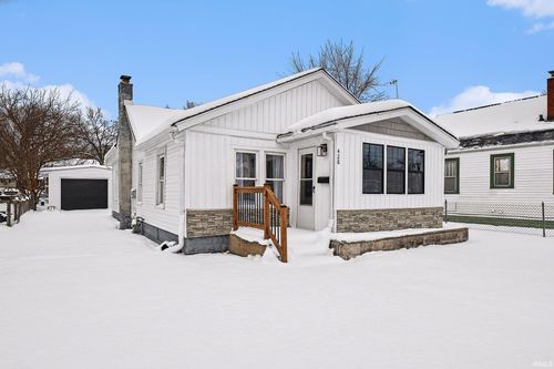 428 W Jefferson Blvd, Mishawaka, IN, 46545-5850 | Card Image