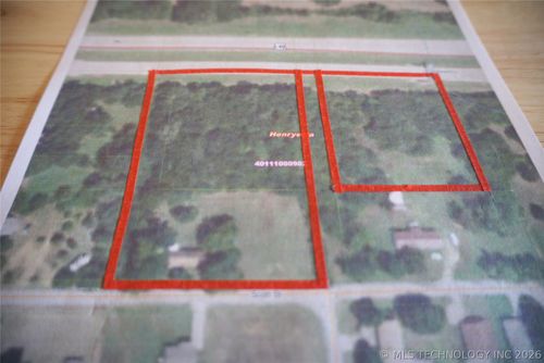 206 Scott St, Henryetta, OK, 74437-5611 | Card Image