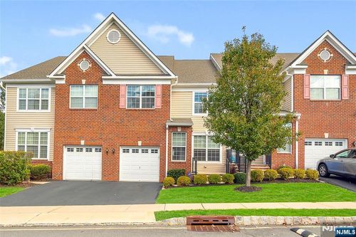 304 Cambridge Dr, North Brunswick, NJ, 08902-5402 | Card Image