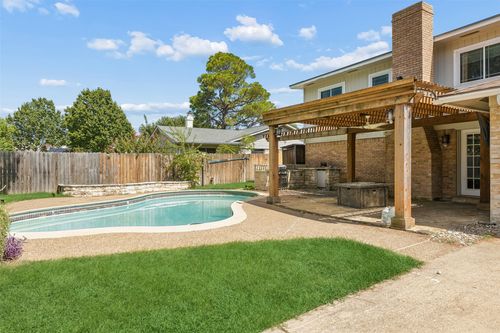 1303 Berkeley Dr, Richardson, TX, 75081-5904 | Card Image