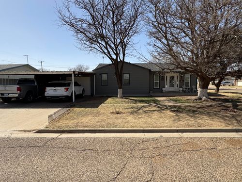 1311 Avenue G, Hale Center, TX, 79041-9440 | Card Image