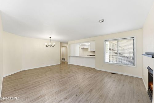 r5-1041 W Grindelwald Court, Midway, UT, 84049 | Card Image