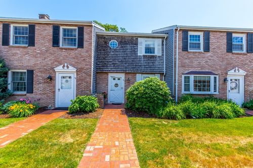 54-54 Captain Cook Ln, Centerville, MA, 02632-1906 | Card Image