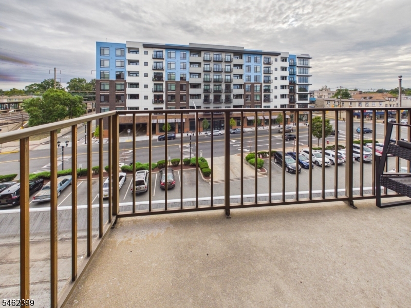 Residential Lease in Linden City 4