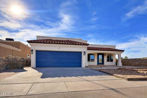 900 Desert Sage St, Anthony, TX, 79821-7329 | Card Image