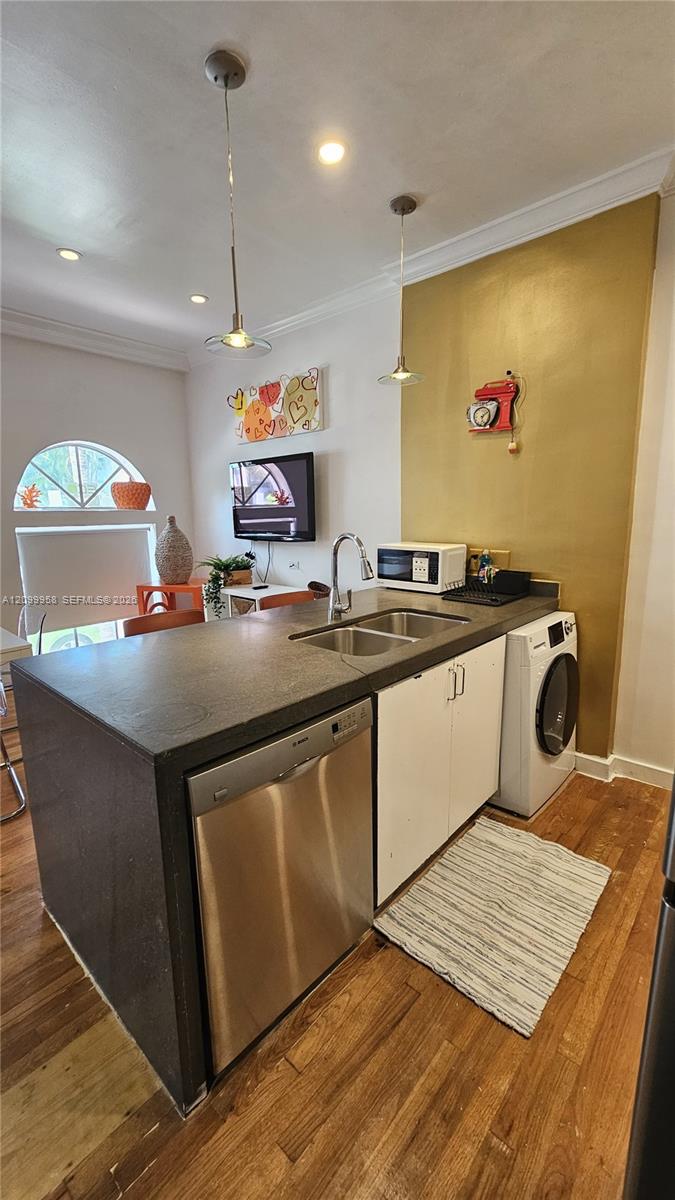 Residential Lease in Miami Beach 3