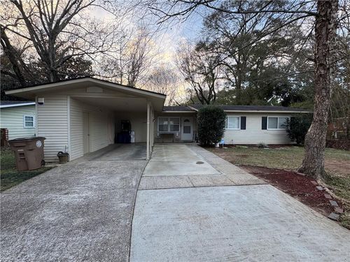 652 Wilshire Rd, Mobile, AL, 36609-5917 | Card Image