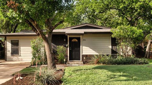 206 E Skyview Rd, Austin, TX, 78752-4528 | Card Image