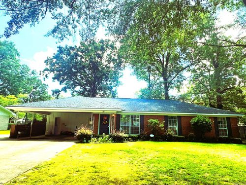 1205 Hickory St, Crossett, AR, 71635-4027 | Card Image
