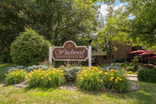 7500 Cahill Rd, Edina, MN, 55439-2734 | Card Image