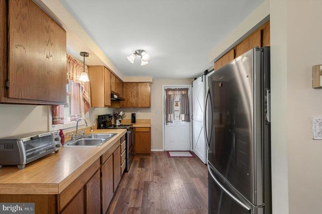 402 Fegan Rd, House other with 3 bedrooms, 1 bathrooms and null parking in BUNKER HILL WV | Image 6