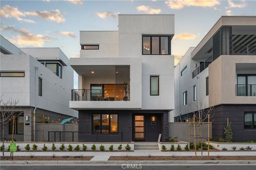 2053 Peebler Way, Tustin, CA, 92782-2830 | Card Image