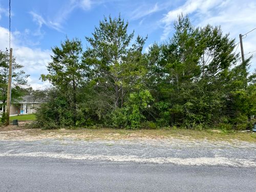 24 E Tiger Lily Ln, Defuniak Springs, FL, 32433-6512 | Card Image
