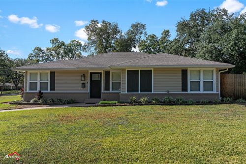 351 Arthur Ave, Shreveport, LA, 71105-3237 | Card Image