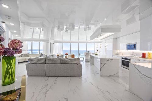 apt-1126-16445 Collins Ave, Sunny Isles Beach, FL, 33160-4581 | Card Image