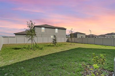 31366 Barrel Wave Way, House other with 4 bedrooms, 2 bathrooms and null parking in Wesley Chapel FL | Image 3