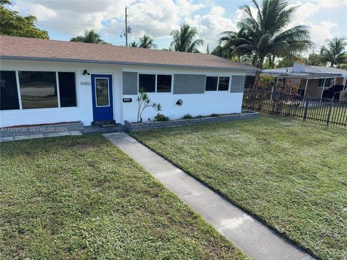 19401 Ne 1st Ave, Miami, FL, 33179-3214 | Card Image