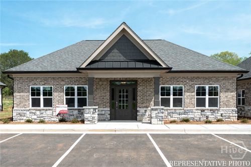 200-1060 Garland Dr, Bogart, GA, 30622-3232 | Card Image