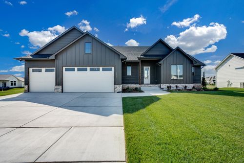 112 S Wellcrest Ct, Goddard, KS, 67052-9591 | Card Image