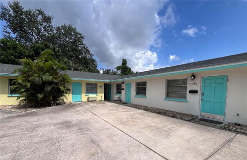 6373 Gateway Ave, SARASOTA, FL, 34231-5916 | Card Image